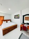Villa 100 m² dengan 1 kamar tidur dan 4 kamar mandi pribadi di Padang Barat - Kolam Renang