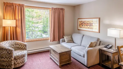 Cahilty #227 Hotel Room - 2-Star