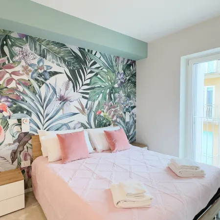 Fairmont Seafront Flamingo Suite by Ca-Sa Check