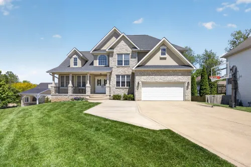Amazing Home Near IU's Campus with Indoor Basketball Gym & Outdoor Pool/Hot Tub