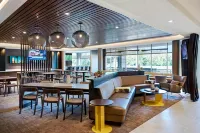 SpringHill Suites by Marriott Appleton - Family Friendly