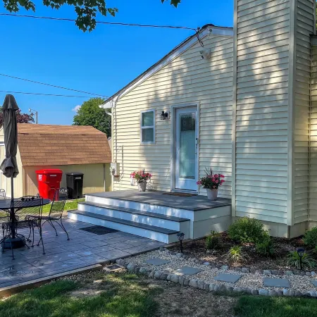 3 Mi to Washington College! Updated Home w/ Patio