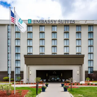 Embassy Suites by Hilton Bloomington Edina Hotels near Midtown Global Market