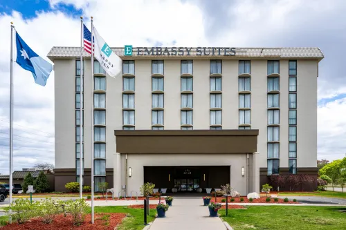Embassy Suites by Hilton Bloomington Edina