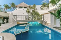 Luciana Hotel & Beach Club