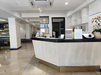 Meriton Inn - 2-Star