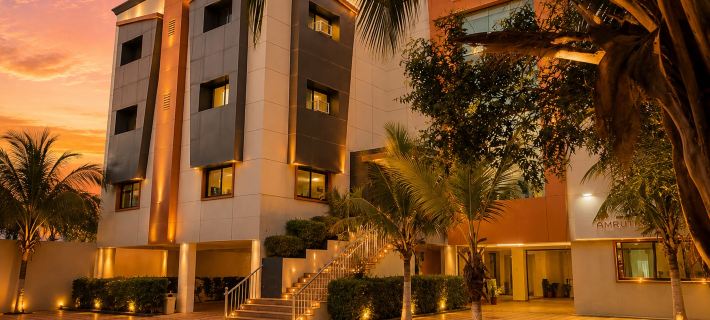 Damji Hotel Hotele w: Dwarka