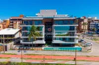 Azimut With Direct Beach Access and Sea View by Carpediem - Alloggi