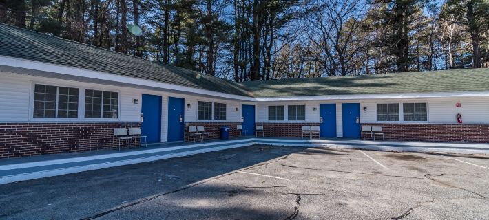 Howard Johnson by Wyndham Acton Hotels in Middlesex County
