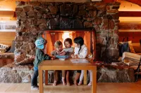 Clair Tappaan Lodge