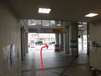 Hotel Route-Inn Sakurai Ekimae - Parkplatz