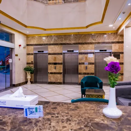 Diyafa Al Mukhtara Hotel Отели рядом с достопримечательностью «Зеленый купол»