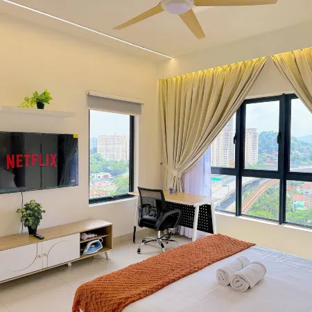 Astrum 5 Min to LRT By Serenity Homes