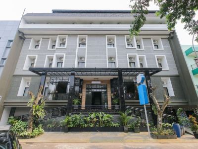 Arotel BSD
