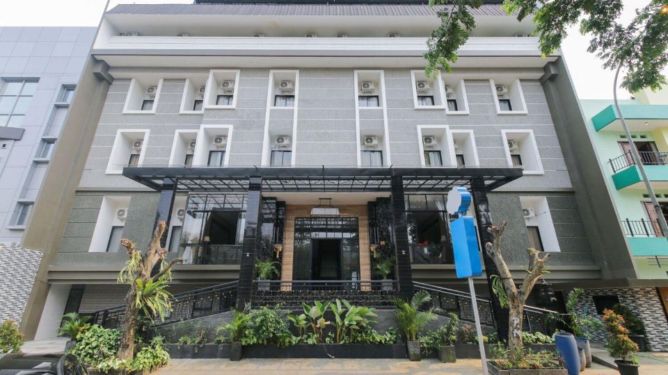 Arotel BSD
