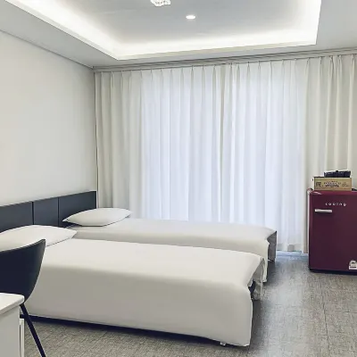 Jeongdongjin SEA&SOL Hotels near Hourglass Park