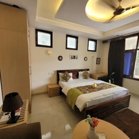 Isaki Suites by Ivory Stays