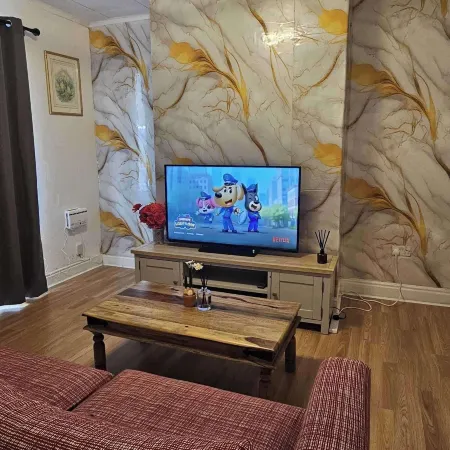 Cosy Hartlepool Home, Sleeps 5, Pet Friendly, Wifi