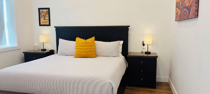 Walk to Main Street! Luxury Condo with Hot Tubs Near Arches, Sleeps 10 Hotels in Moab