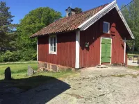 House Close to Ocean and Sankt Anna Archipelago - 2-Star