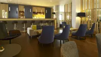 Holiday Inn Express TOULOUSE AIRPORT by IHG - bar