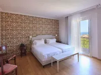 Quiete Taormina Naxos, Tapestry Collection by Hilton 코르소 움베르토 주변 호텔
