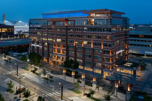 Courtyard Buffalo Downtown/Canalside - Pet-friendly