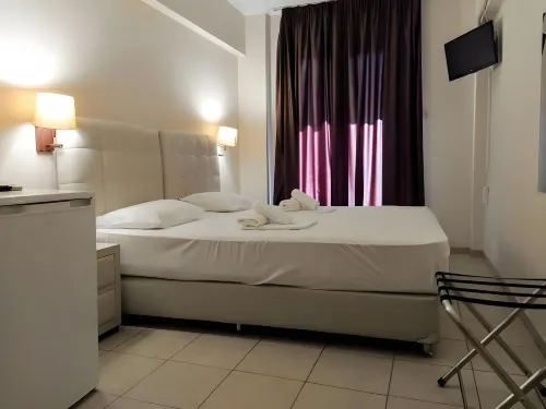 Delfini Hotel - 2-Sterne