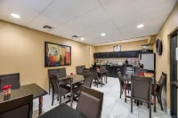 MainStay Suites Extended Stay Hotel Casa Grande - parking