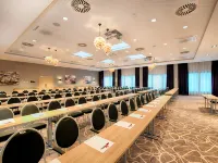 Leonardo Hotel Wolfsburg City Center Hotels near Designer Outlets Wolfsburg