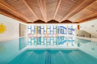 Hotel Europa St. Moritz - Pools