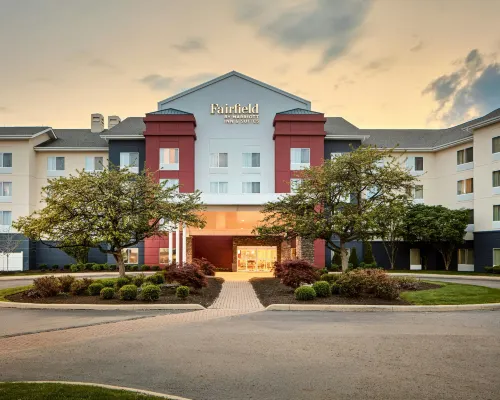 Fairfield Inn & Suites Columbus OSU Hotels near Jack Nicklaus Museum