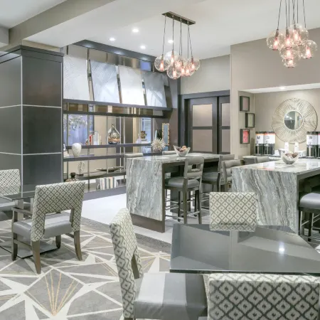 Hampton Inn & Suites Worcester