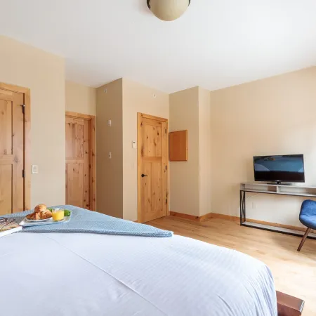 "Spring Creek Serenity" at Rundle Cliffs Lodge