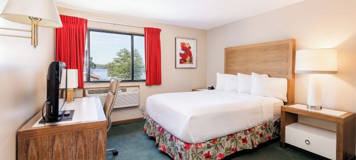 Natura Aloha Beach Resort Hotels in Sauk County