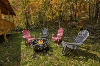 Private 2Br Cabin Fireplace, Deck + Firepit - 2-Star