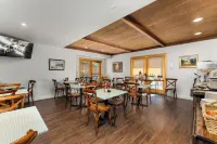 Riverside Inn - Desayuno