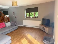 Cottage Sleeps 8 - Garden, Bbq, Pet-friendly - 2 étoiles