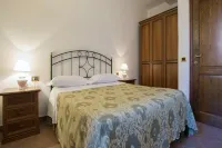 Casale Etrusco Hotel dekat Castello di Castagneto Carducci