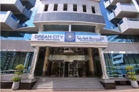 Dream City Deluxe Hotel Apartment