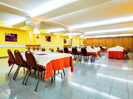 Hotel Alcarria Отели в г. Сируэлас