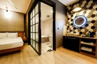 Sacheon (Samcheonpo) 2in1 Hotels in Sacheon