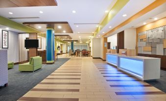 Holiday Inn Express & Suites Uniontown