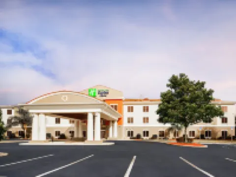 Holiday Inn Express & Suites INVERNESS-LECANTO by IHG Hotels in Citrus County