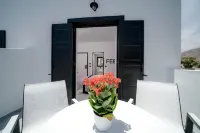 Divelia Hotel