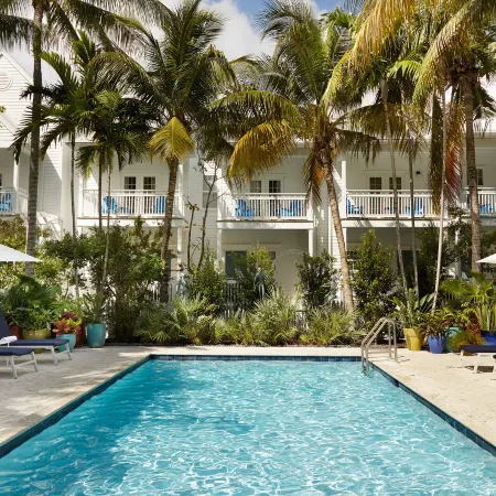 Parrot Key Hotel & Villas