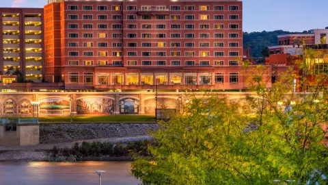 Embassy Suites by Hilton Cincinnati RiverCenter in Covington