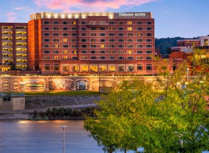 Embassy Suites by Hilton Cincinnati RiverCenter