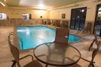 Hampton Inn & Suites Bismarck/Northwest - Swimmingpools
