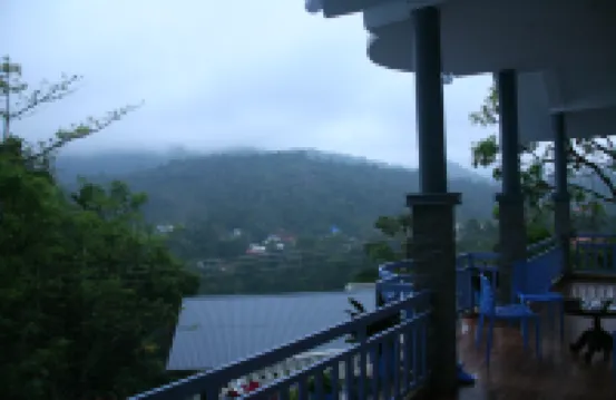 4 Bedroom Villa with Balcony Mountain View